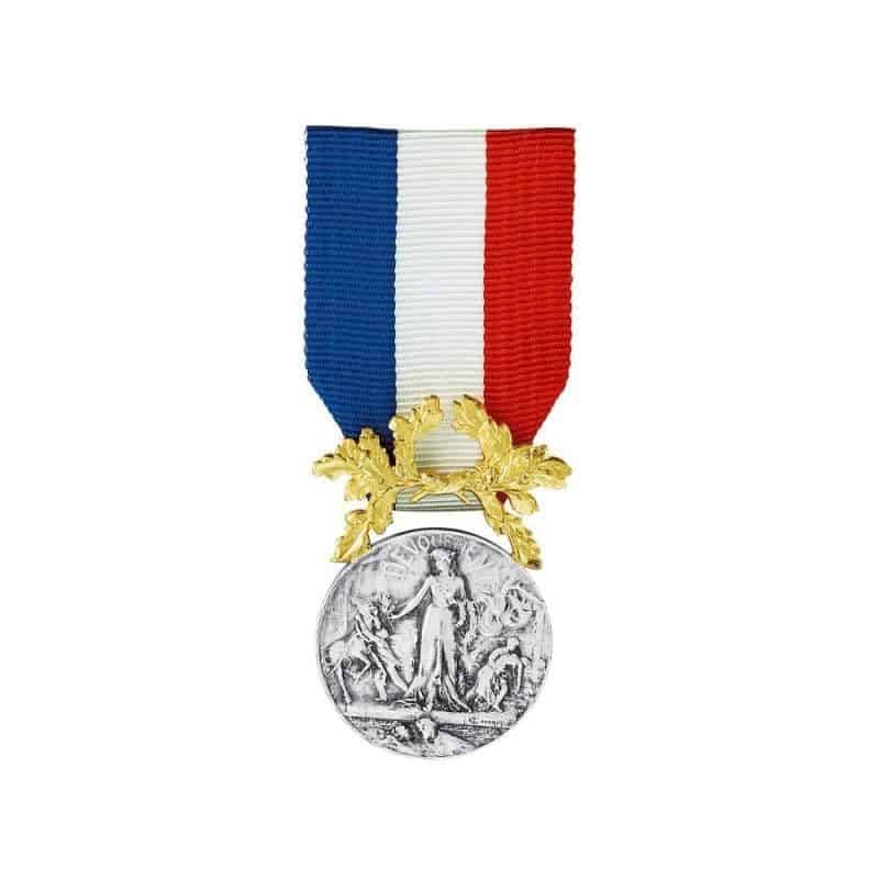 Médaille d'Honneur pour acte de Courage & Dévouement - Argent 1ère Classe
